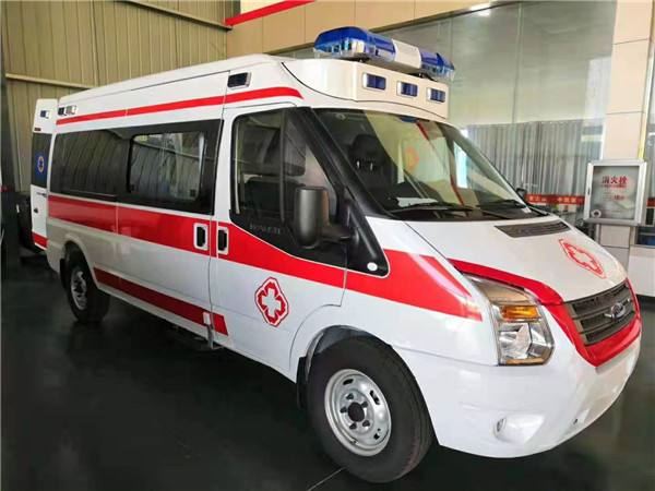 定襄县福特V362救护车