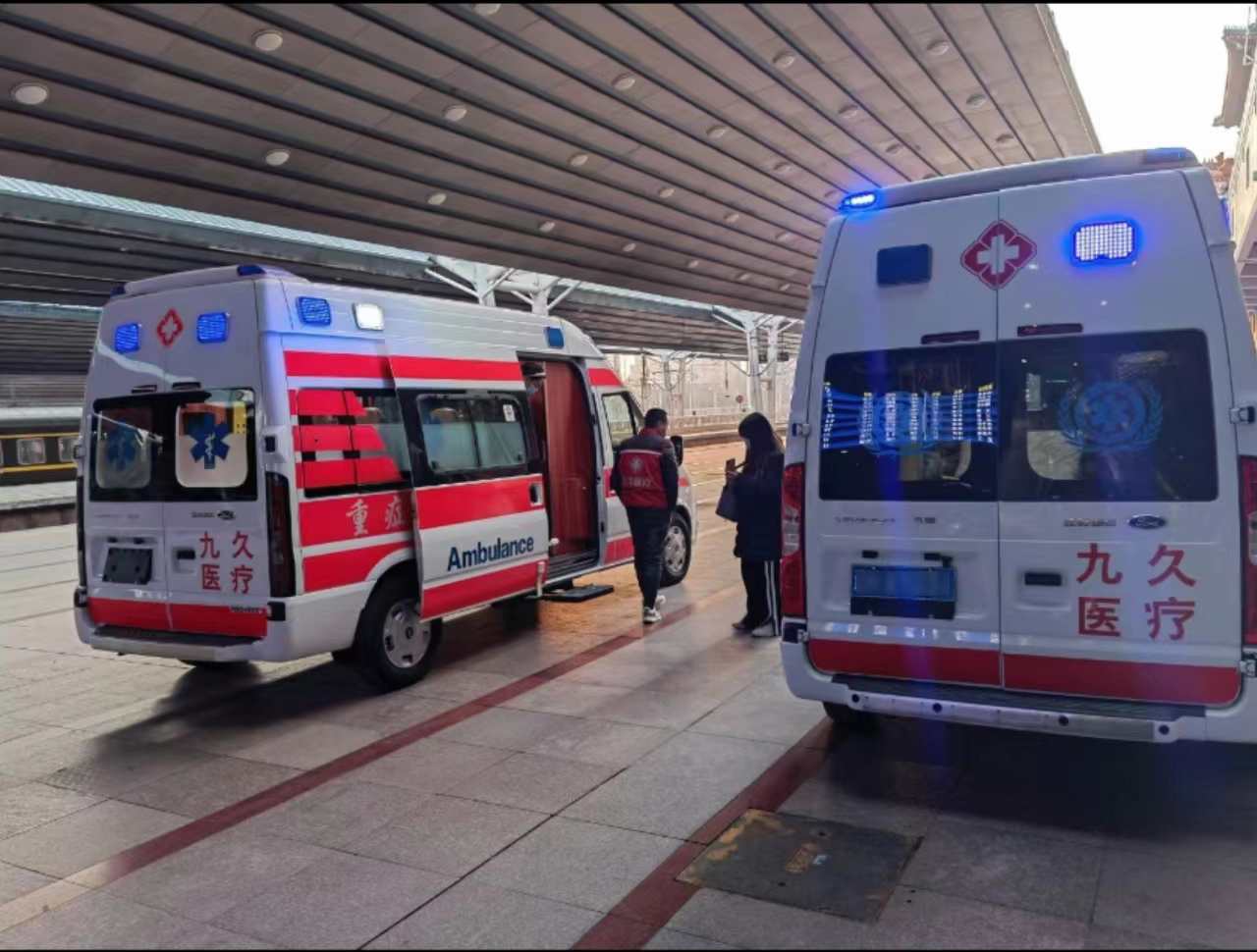 定襄县救护车长途转运